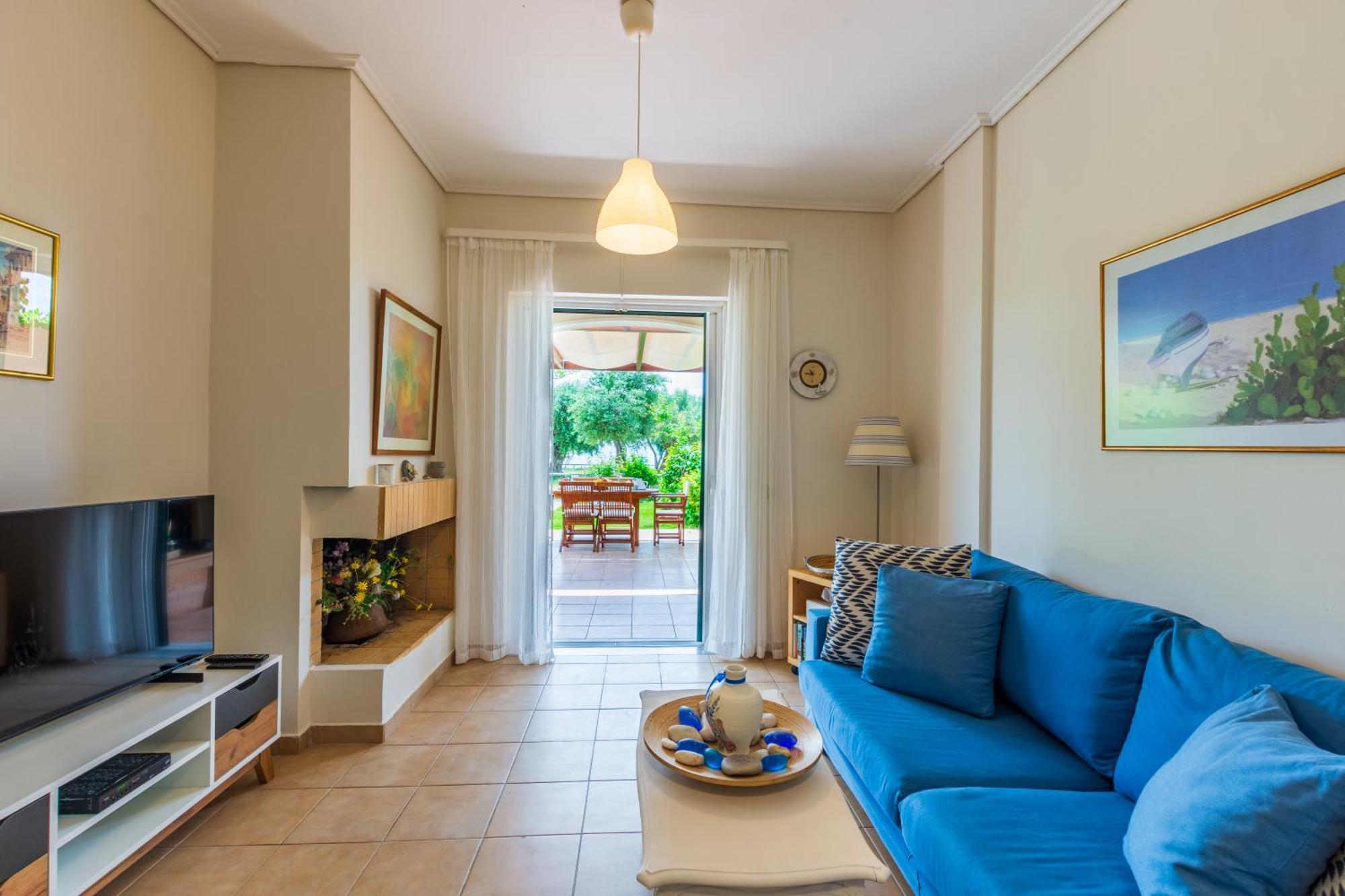 Barbati Seafront Luxury Suites Ngoại thất bức ảnh